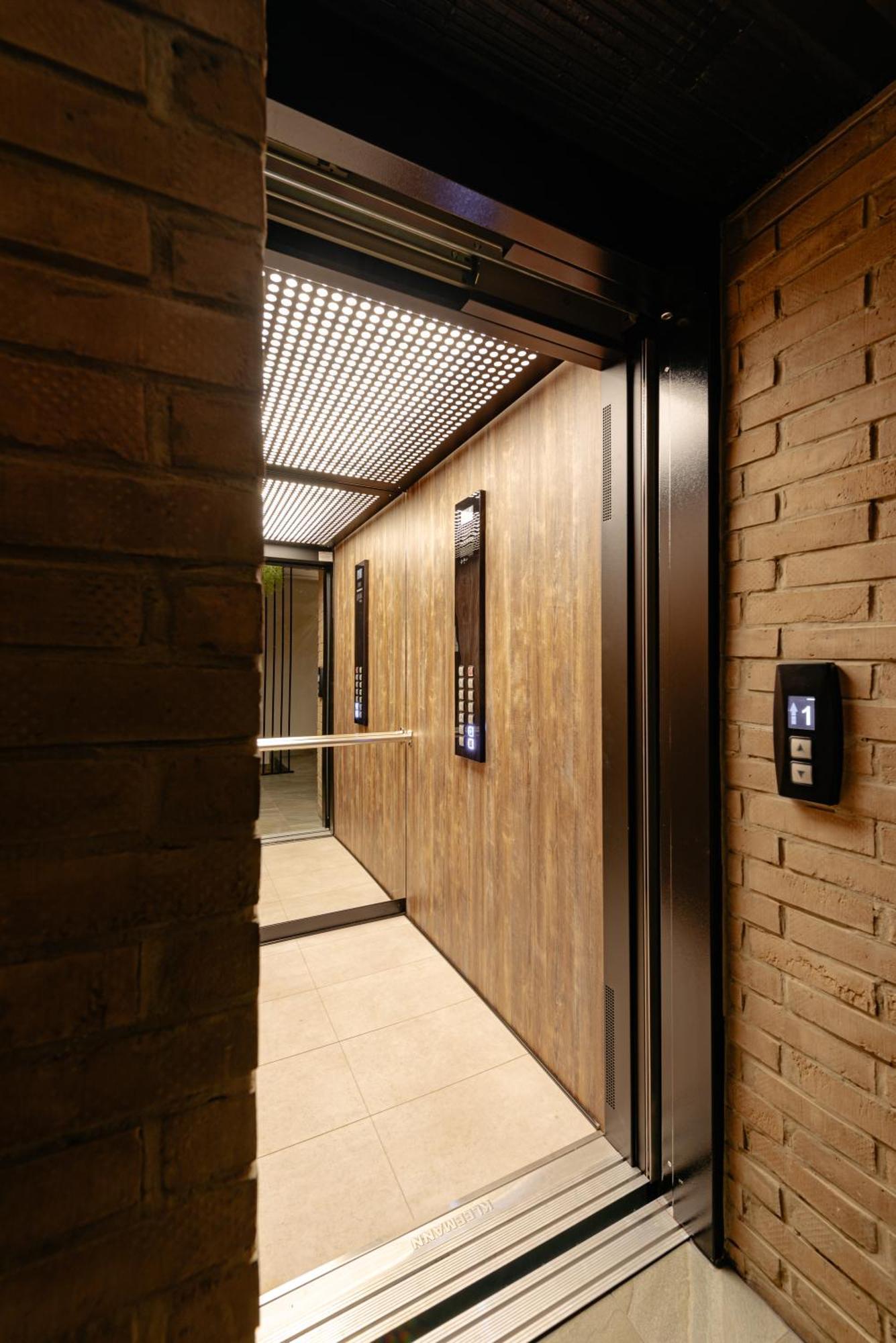 Centro Accommodation Kolozsvár Kültér fotó